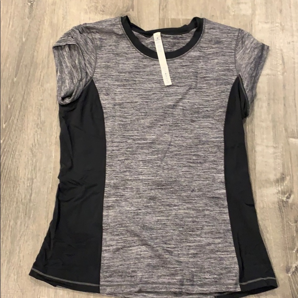 Lululemon fitted tee